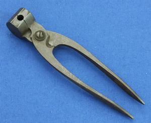 A very nice 19th Century Antique Bullet Mold,length 17,5 cm, for caliber 14 mm. Price 176 euro