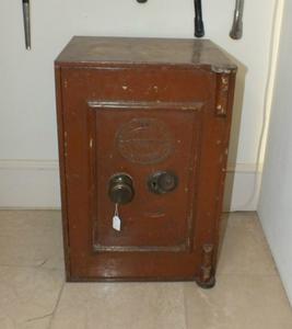A very nice antique English Safe, height 56 cm, Price 495 euro