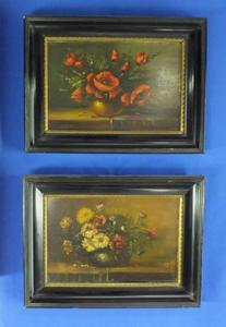 A very nice pair 20th century Flower Paintings. Price 295 euro