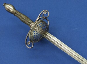 A fine antique 17th Century probably German Transitional Rapier with Fine Pierced shield's. Length 116,5cm. In very good condition. Price 4.250 euro.
