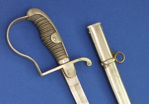 A fine antique 19th century German Officers Sword, length 97 cm, in very good condition. Price 400 euro