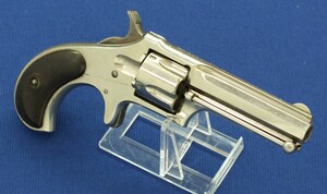 A fine antique American Remington-Smoot New Model No 2 Revolver, .32 rimfire caliber, 5 shot, 2 3/4 inch barrel, in near mint condition. Price 995 euro.