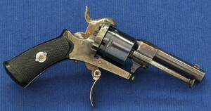 A Fine antique Belgian small Lefaucheux type 6 shot single and double action 5mm Caliber Pinfire Revolver. Length 13,5cm. In near mint condition. Price 650 euro.