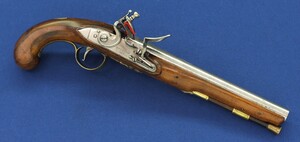 A very nice antique 18th century English Flintlock pistol by William Ketland & Co London (1789-98). Caliber 15mm smooth. Length 37cm. In very good condition. Price 1.850 euro 