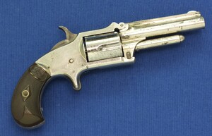 A very nice antique American Marlin No 32 Standard 1875 Pocket Revolver, caliber 32 RF, 3 inch barrel, long fluted 5 shot cylinder, in very good condition. Price 650 euro