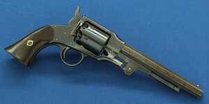 A fine American Rogers & Spencer Army Model 6 shot, 44 caliber single action Percussion Revolver with 7,5 inch barrel. Length 36 cm. in very good condition. Price 4.650 euro.