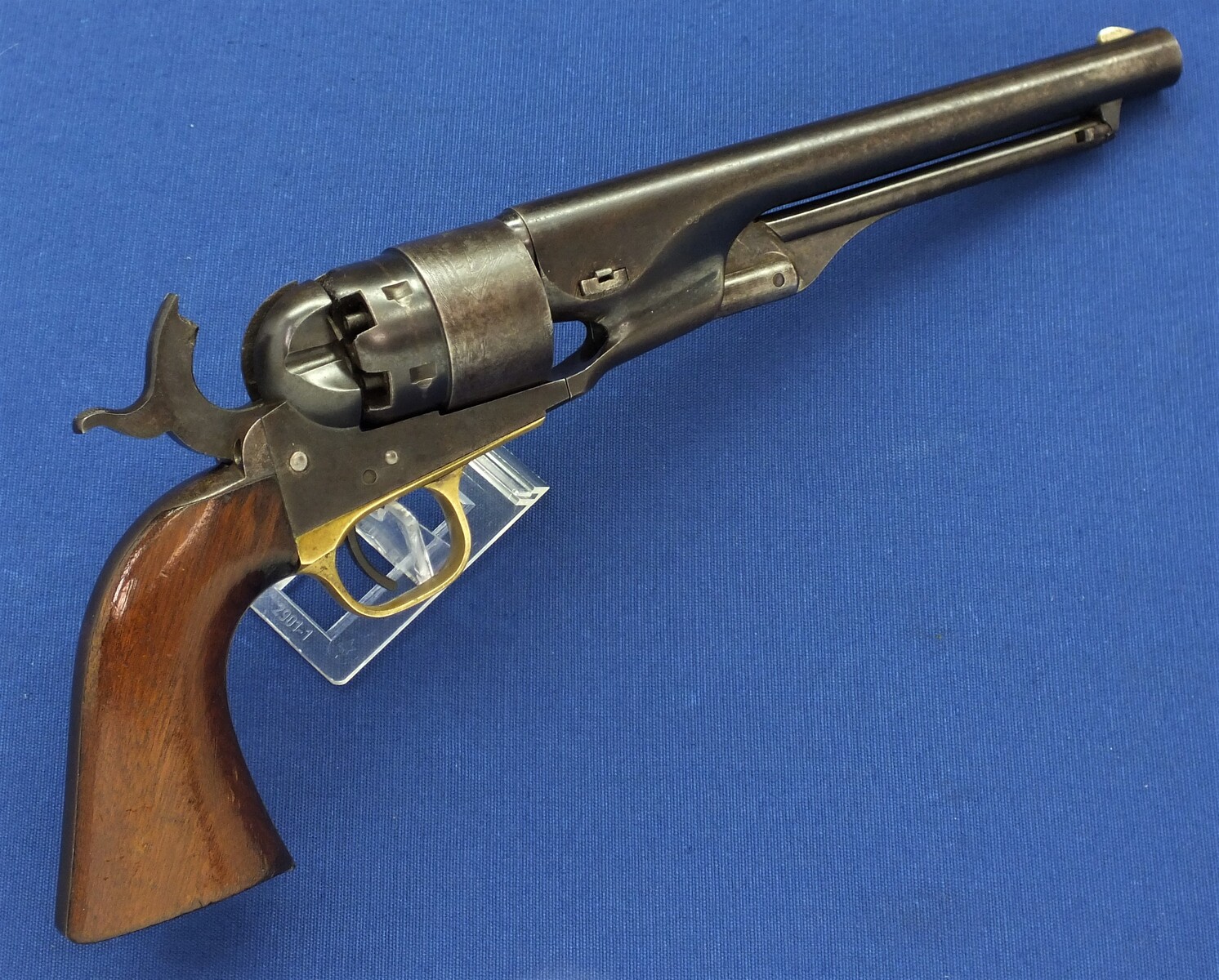 A fine antique American Colt Model 1860 Civilian Army 6 shot Percussion Revolver. 8 inch barrel with New York address. Caliber 44. In very good condition. Price 9.500 euro