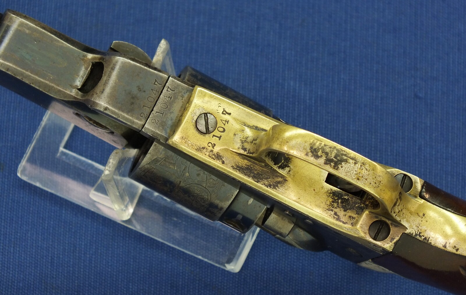 A fine antique American Colt Model 1862 Pocket Navy Conversion Revolver. 4 1/2 inch Octagon Barrel, .38 Rimfire caliber, 5 shot, length 26,5 cm in very good condition. Price 3.250 euro