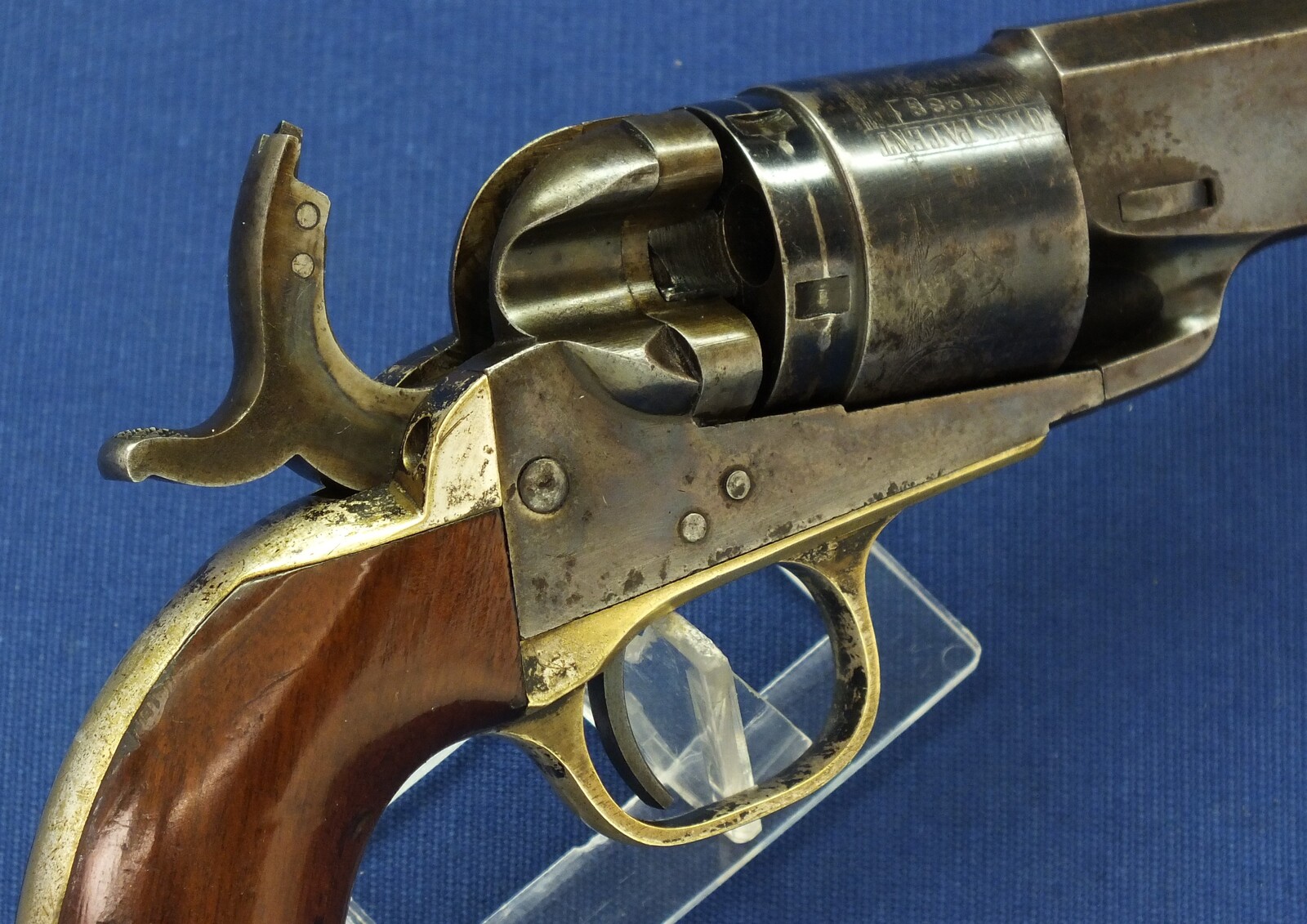 A fine antique American Colt Model 1862 Pocket Navy Conversion Revolver. 4 1/2 inch Octagon Barrel, .38 Rimfire caliber, 5 shot, length 26,5 cm in very good condition. Price 3.250 euro