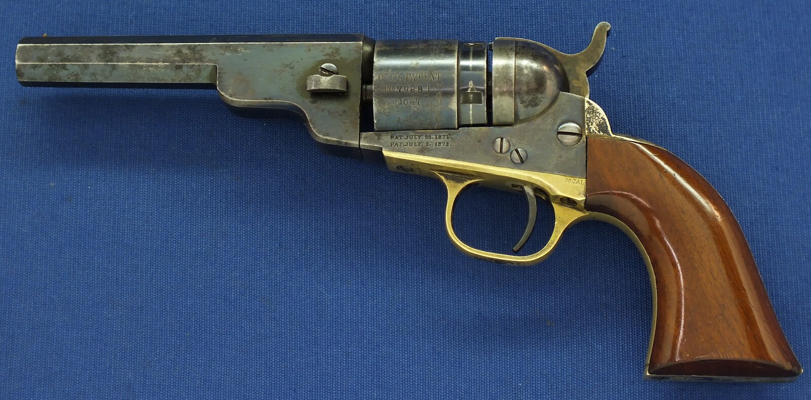 A fine antique American Colt Model 1862 Pocket Navy Conversion Revolver. 4 1/2 inch Octagon Barrel, .38 Rimfire caliber, 5 shot, length 26,5 cm in very good condition. Price 3.250 euro