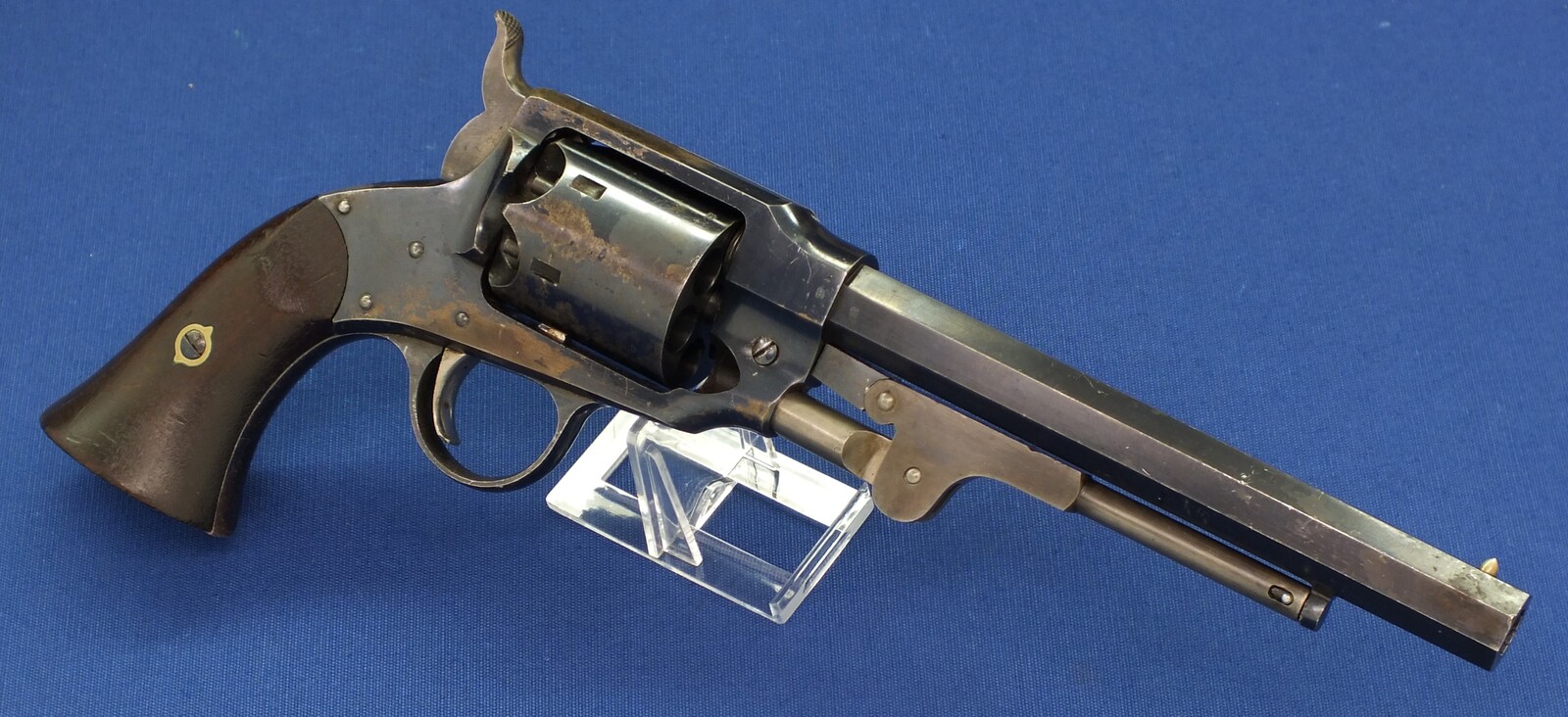 A fine antique American Rogers & Spencer Army Model 6 shot, 44 caliber single action Percussion Revolver, length 36 cm. in near mint condition.