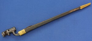 A fine Antique British model / Pattern 1853 Enfield Bayonet with original leather scabbard marked with Broad Arrow over WD. Length 52,8cm. In very good condition. Price 250 euro