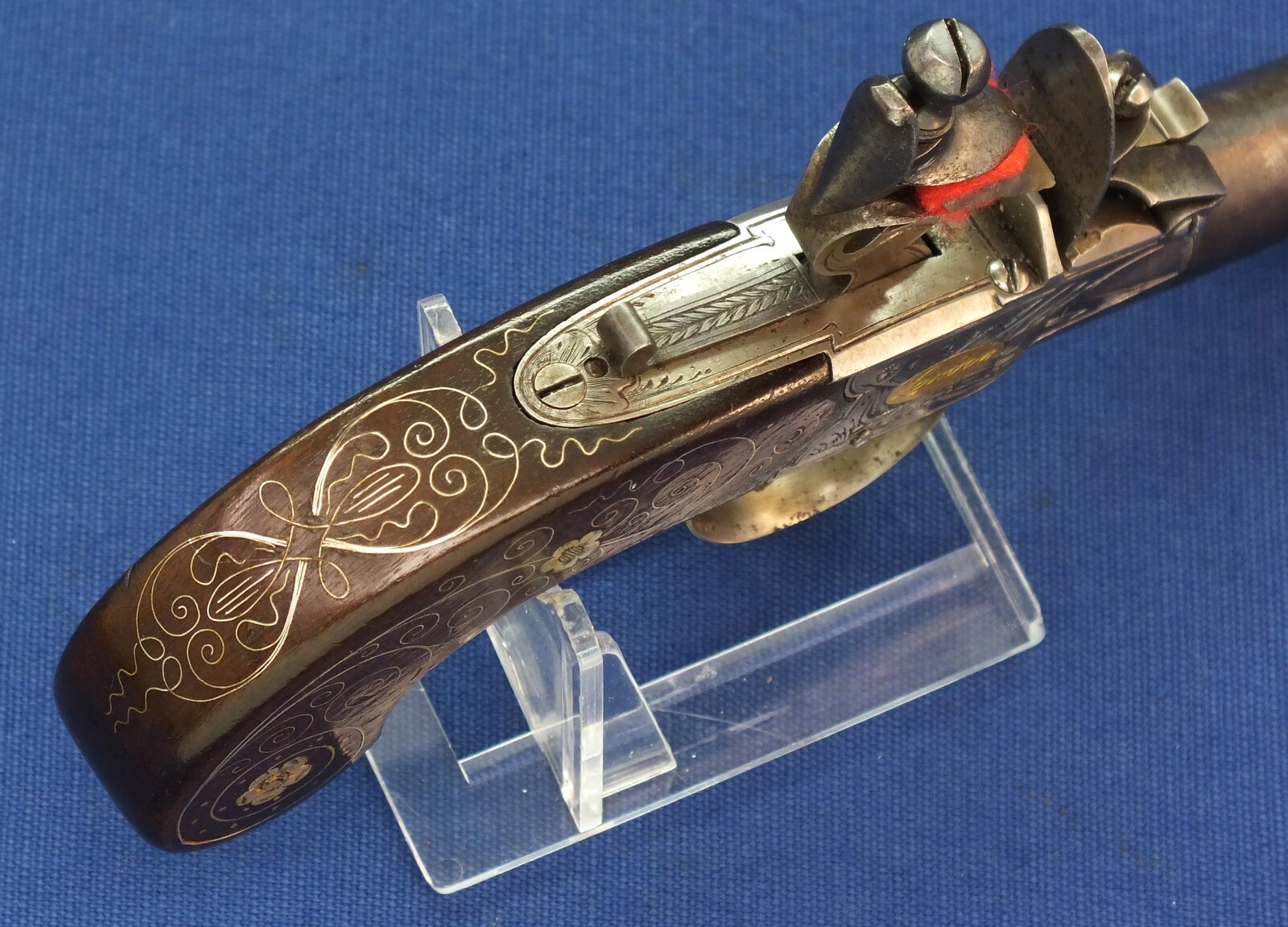 A fine antique English Box-Lock Flintlock Pocket Pistol with Thumbpiece safety catch by Ketland & Co London. Circa 1789-98. Caliber 12mm, length 16,5cm. In very good condition. Price 1.350 euro