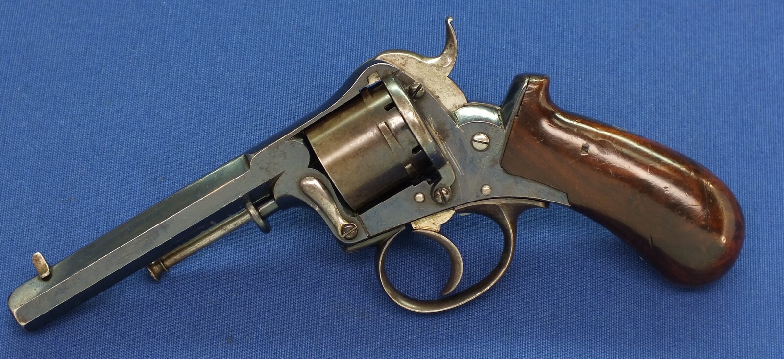 A fine antique German 6 shot single and double action 7mm pinfire Revolver probably by Valentin Christoph Schilling Suhl. Length 23cm. In near mint condition. Price 750 euro