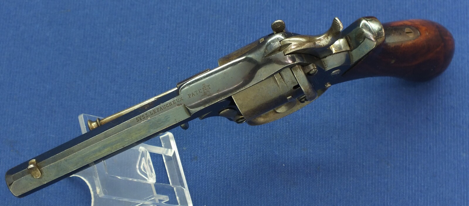 A fine antique German 6 shot single and double action 7mm pinfire Revolver probably by Valentin Christoph Schilling Suhl. Length 23cm. In near mint condition. Price 750 euro