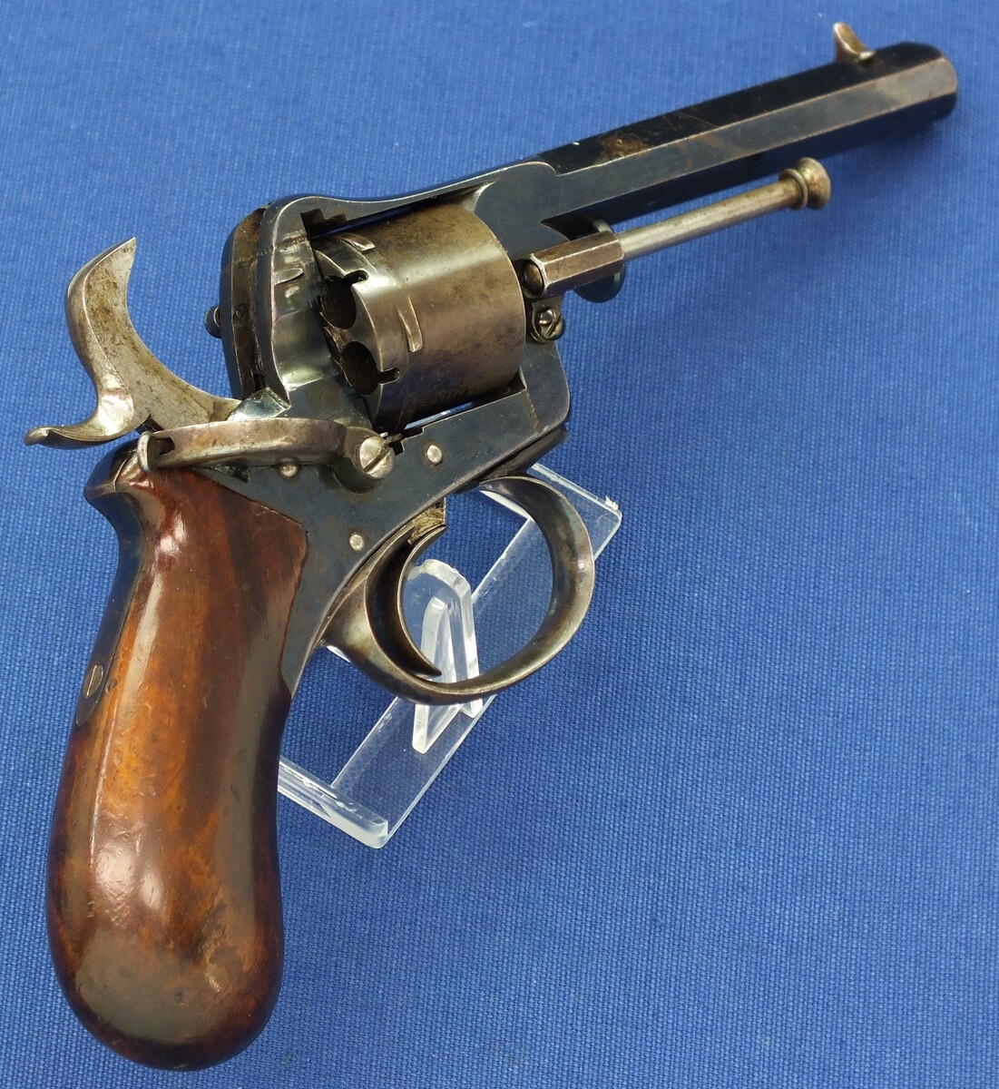 A fine antique German 6 shot single and double action 7mm pinfire Revolver probably by Valentin Christoph Schilling Suhl. Length 23cm. In near mint condition. Price 750 euro