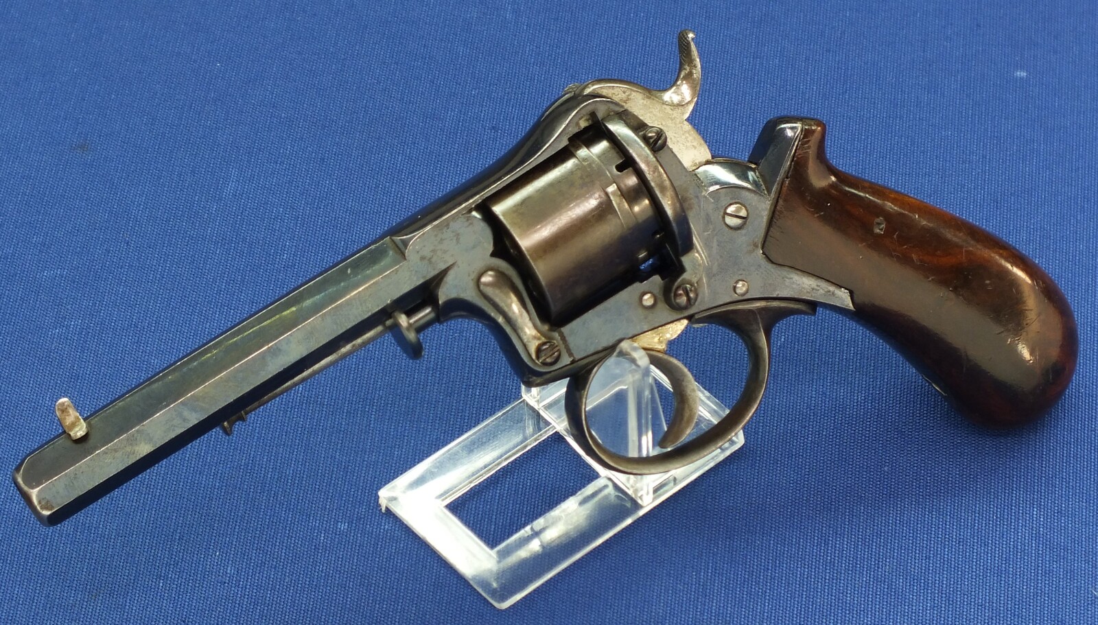 A fine antique German 6 shot single and double action 7mm pinfire Revolver probably by Valentin Christoph Schilling Suhl. Length 23cm. In near mint condition. Price 750 euro