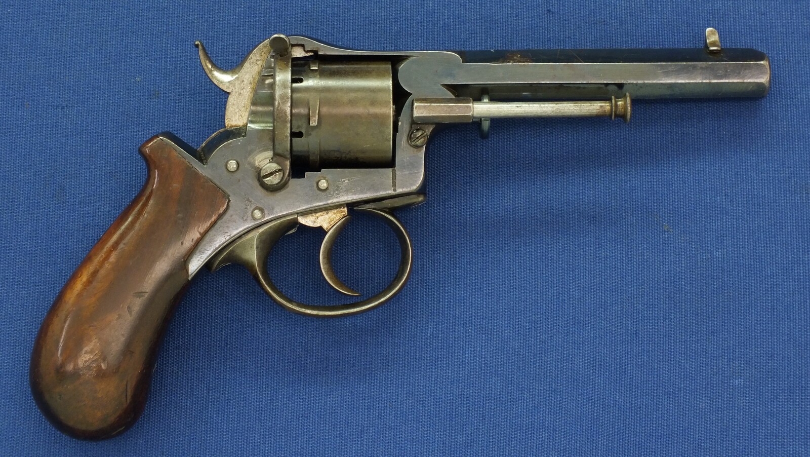 A fine antique German 6 shot single and double action 7mm pinfire Revolver probably by Valentin Christoph Schilling Suhl. Length 23cm. In near mint condition. Price 750 euro