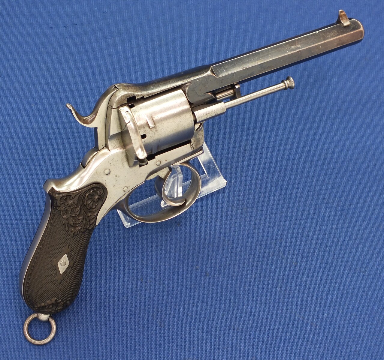 A fine antique German 6 shot single and double action 9 mm pinfire Revolver probably by Valentin Christoph Schilling Suhl. Length 28 cm. In near mint condition. 