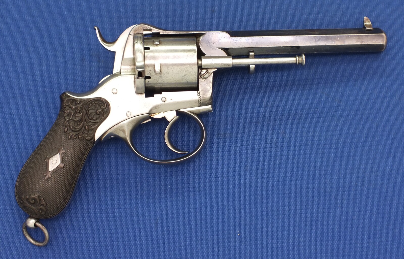 A fine antique German 6 shot single and double action 9 mm pinfire Revolver probably by Valentin Christoph Schilling Suhl. Length 28 cm. In near mint condition. 