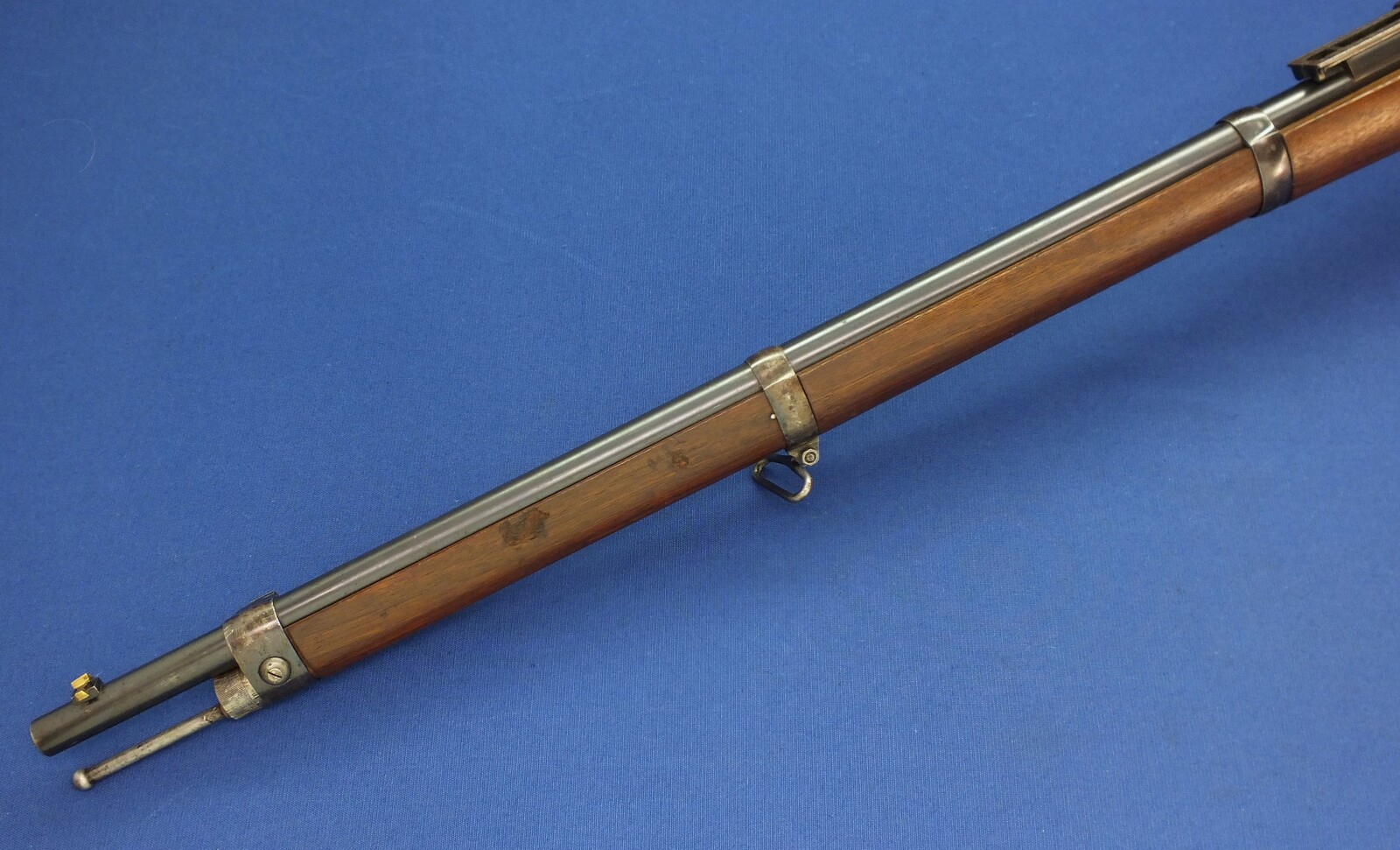 A fine antique German Mauser Model 1871/84 Infantry Rifle. Made  Danzig 1887. Caliber 11x60R. Length 129cm. In near mint condition. 