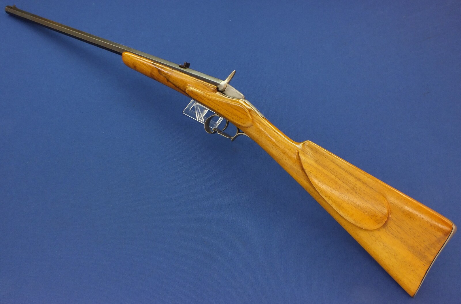 A fine Belgian Liege Flobert Rifle. 6mm Rimfire Caliber. 22 inch octagon barrel. Length 96cm. In very good condition. Price 450 euro