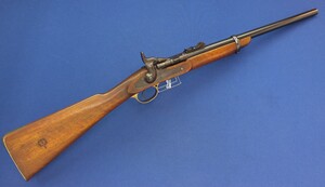 A fine Canadian Enfield Snider Cadet Carbine. 577 Caliber. Lock dated 1860. Stock marked DC for Dominion of Canada. Length 96cm. In near mint condition. Price 1.250 euro