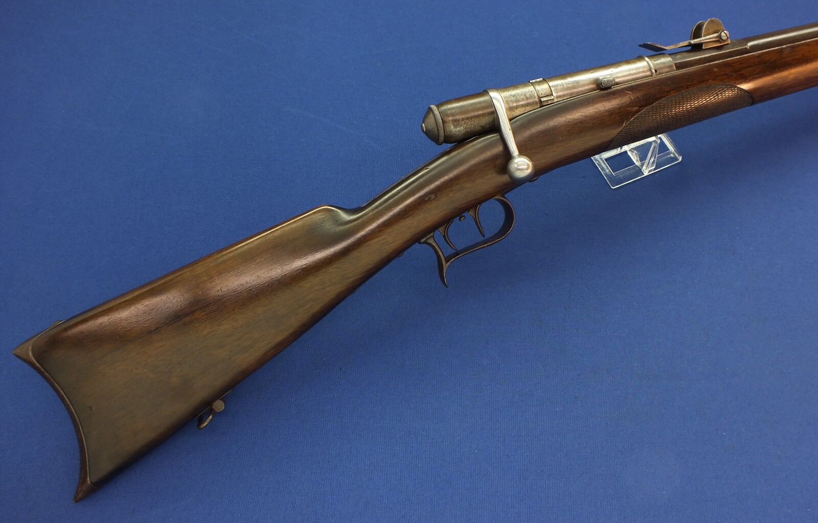 A rare antique Swiss Trial/versuchs Vetterli single shot model 1869 Stutzer/sharpsshooters Rifle. Caliber 41 Swiss Rimfire. Length 128cm. In very good condition. 