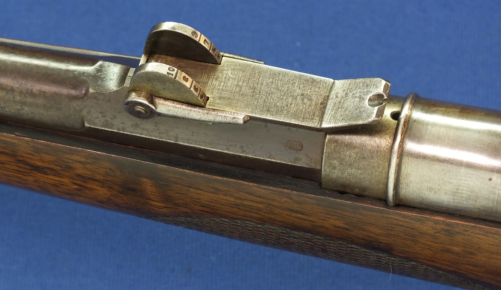 A rare antique Swiss Trial/versuchs Vetterli single shot model 1869 Stutzer/sharpsshooters Rifle. Caliber 41 Swiss Rimfire. Length 128cm. In very good condition. 