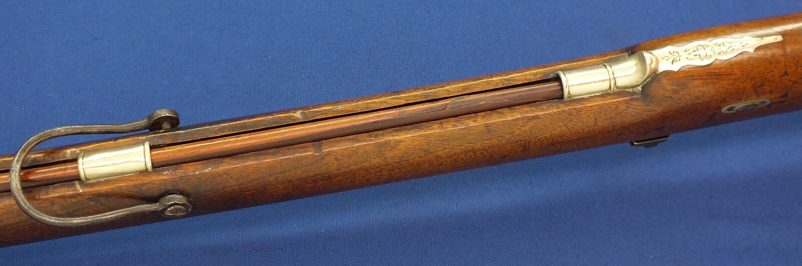 A very heavy German Target percussion Rifle by A. Andriessen Aachen. Caliber 18mm. 104cm/41 inch octagon Barrel. Length 143cm. In very good condition. Price 2.450 euro.