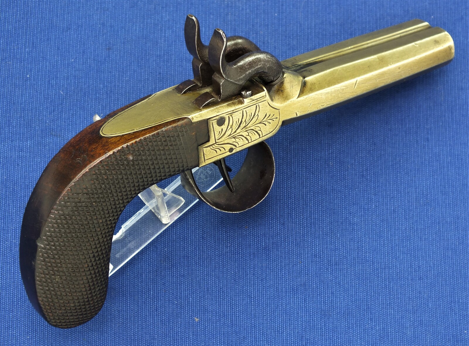 https://www.bolk-antiques.nl/galleries/a-very-nice-antique-19th-century-belgian-double-barreled-brass-percussion-pistol-caliber-11-mm-length-205-cm-in-very-good-condition-price-850-euro-7362525-en-max.JPG