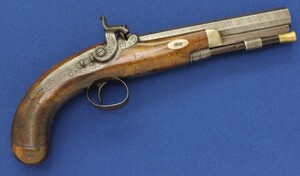 A very nice antique 19th century English Percussion Pistol by J.DAVIS(Birmingham), caliber 14 mm, length 32,5 cm, in very good condition.