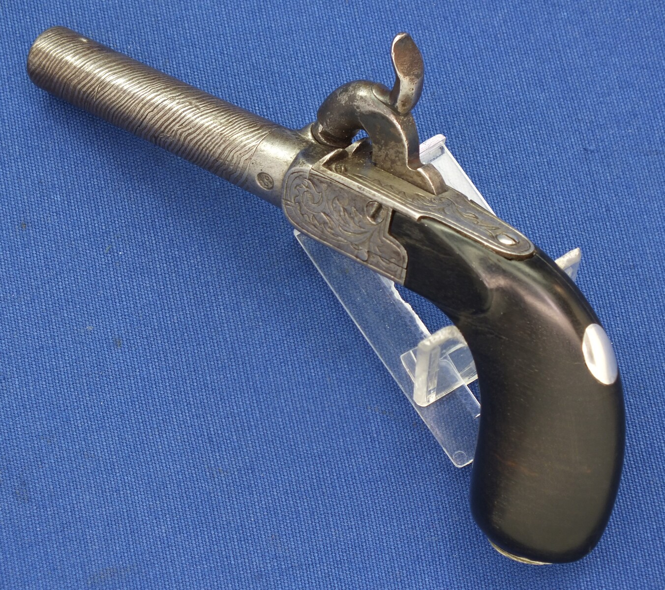 A very nice antique 19th century Liege Percussion Pocket Pistol,  caliber 10 mm, length 18 cm, in goed condition. Price 385 euro