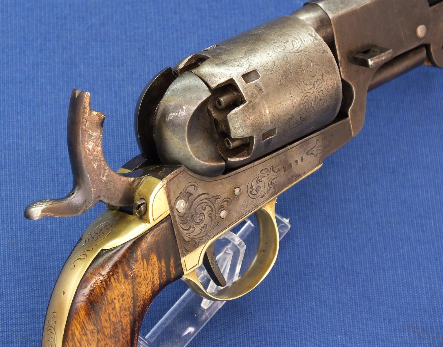 A very nice antique Belgian Engraved Colt Navy 1851 Brevete Percussion Revolver, signed L.GHAYE,  on the barrel ARENDT,  .36 caliber, 7 1/2 inch barrel. length 35 cm, in very good condition. 