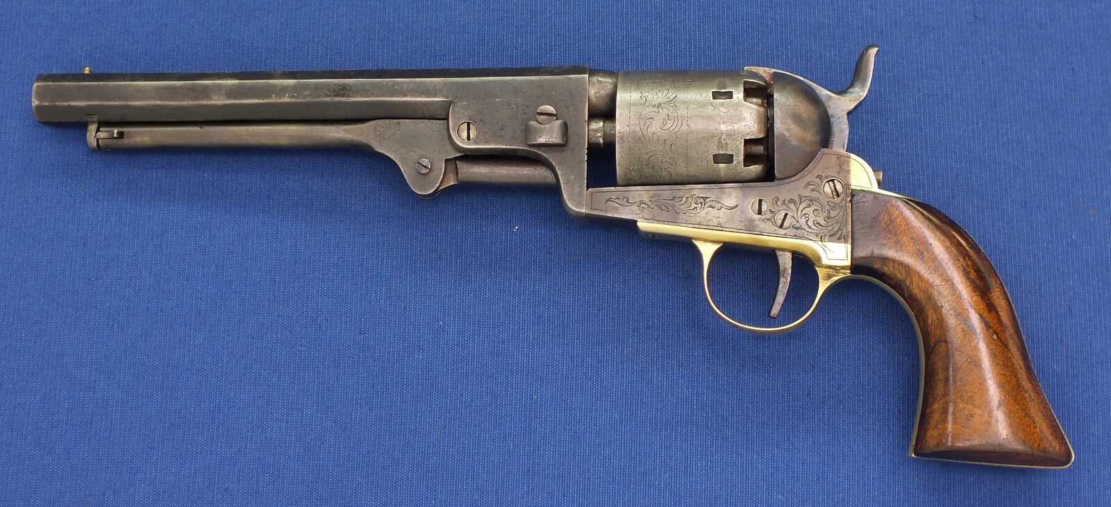 A very nice antique Belgian Engraved Colt Navy 1851 Brevete Percussion Revolver, signed L.GHAYE,  on the barrel ARENDT,  .36 caliber, 7 1/2 inch barrel. length 35 cm, in very good condition. 