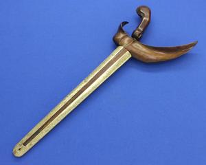 A very nice antique Indonisian Keris, length 47 cm, in  very good condition. 