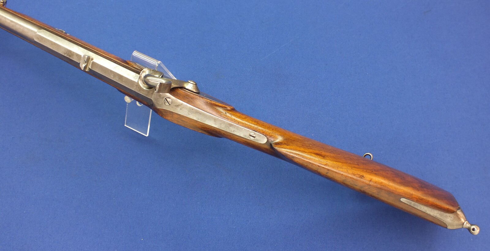 A very nice antique Swiss Model 1851 Percussion Carbine, caliber 14 mm smooth, length 116 cm, in very good condition. Price 875 euro