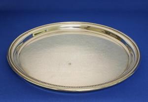 A very nice Large Sterling Silver Salver, diameter 30,5 cm, in very good condition. Price 395 euro