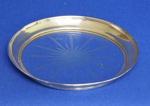 A very nice Sterling Silver Coaster, diameter 12.5 cm, in very good condition. Price 49  euro