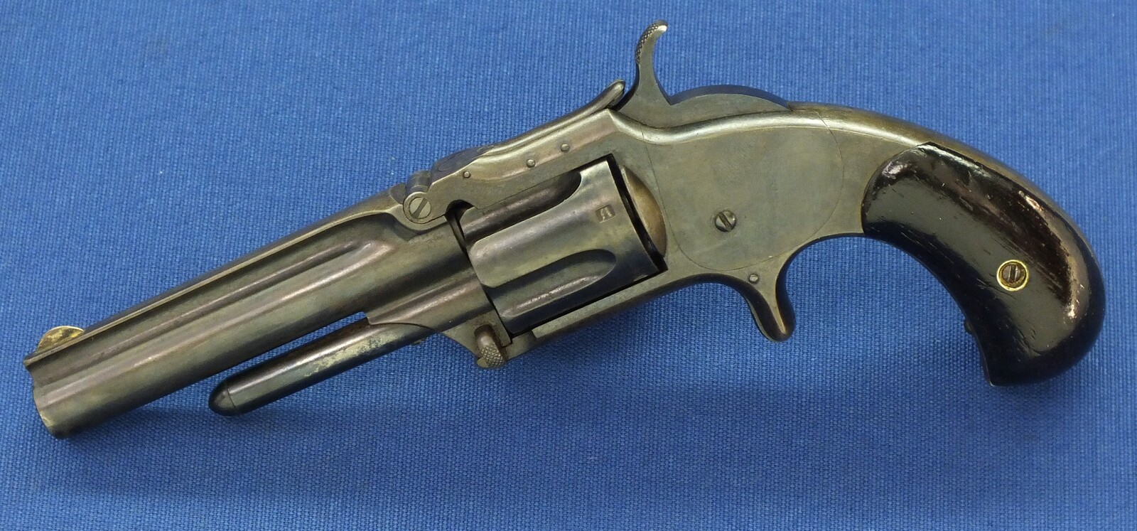 An antique 19th century American Smith & Wesson Revolver, Model No. 1-1/2 Second Issue, .32 Rimfire caliber, 5 shot, 3 1/2 inch barrel, in very good condition. 