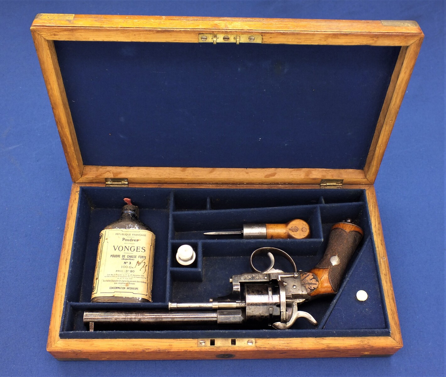- Antiques by good single European&other Cased century Revolvers and Dutch Bolk action euro caliber double in Revolver condition. Pierre An mm, length - Pinfire Stevens 19th - very 1.850 31 Maastricht, cm, antique Price 12