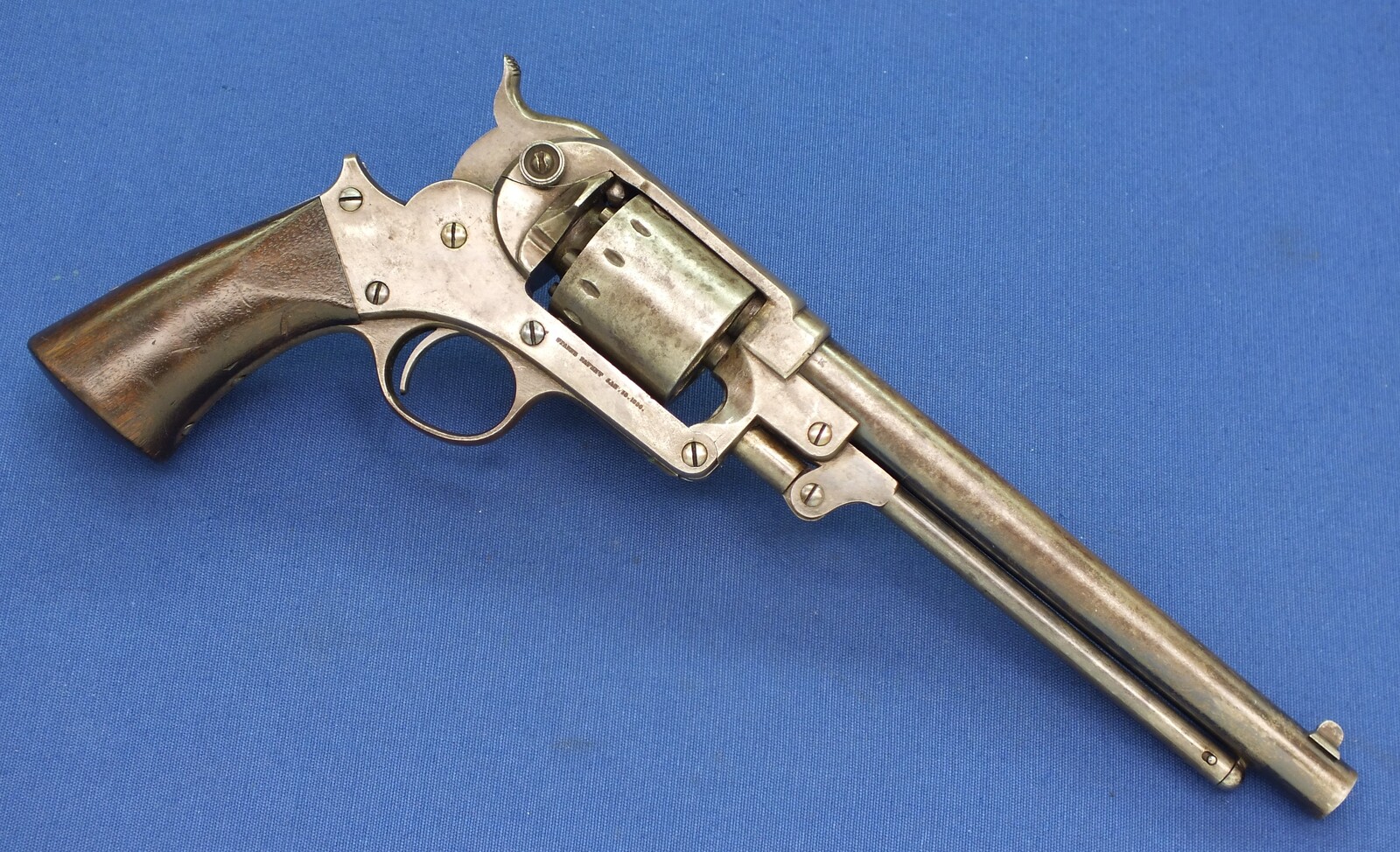 An antique American Civil War Starr Arms Co Single Action Model 1863 Army Percussion revolver, 6 shot. .44 caliber, in very good condition. Price 2.950 euro