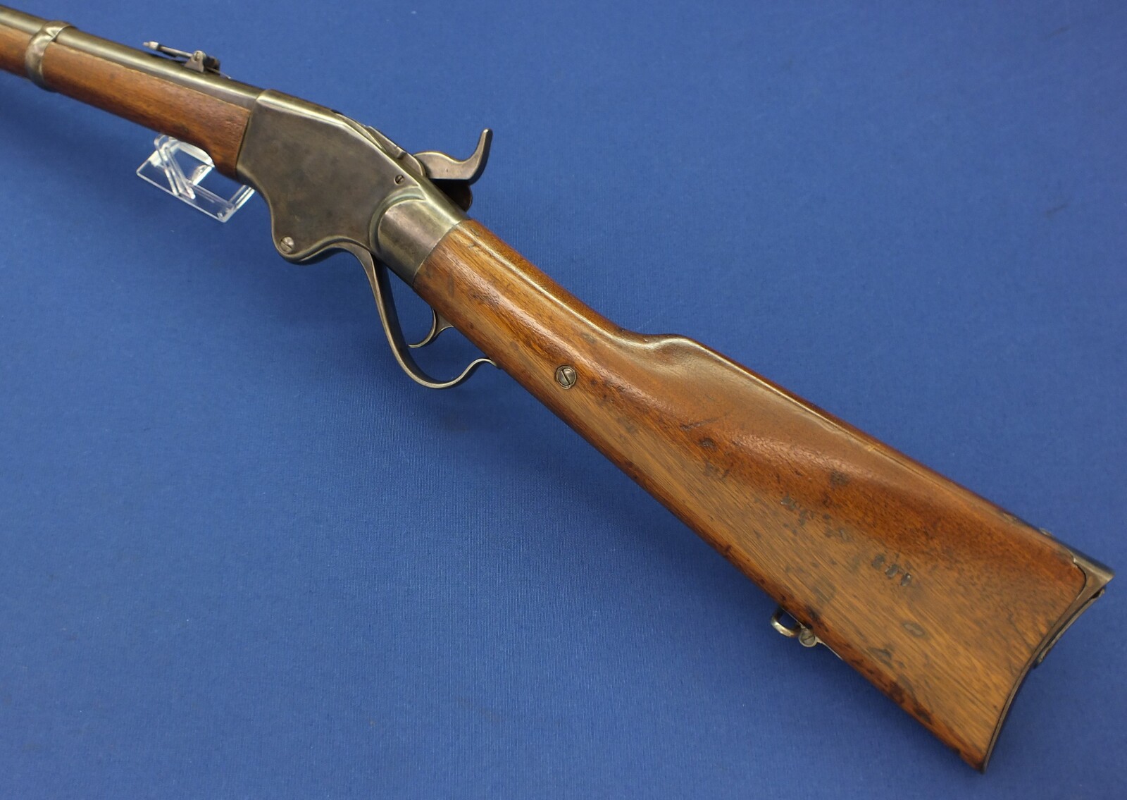 An antique American Spencer model 1867 Rifle Musket. 50 caliber Rimfire with 30 inch barrel. Length 120 cm. In very good condition. 