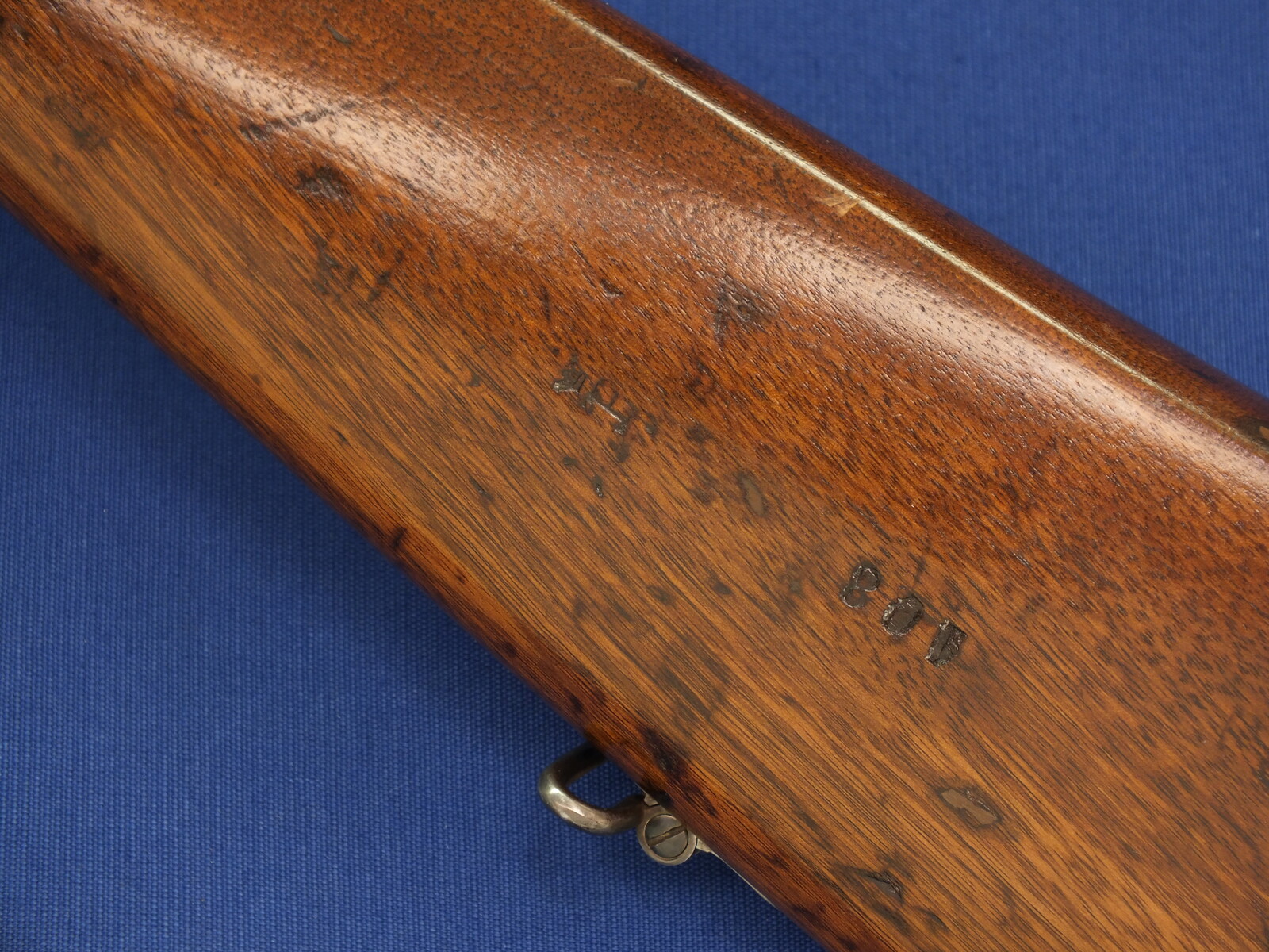 An antique American Spencer model 1867 Rifle Musket. 50 caliber Rimfire with 30 inch barrel. Length 120 cm. In very good condition. 