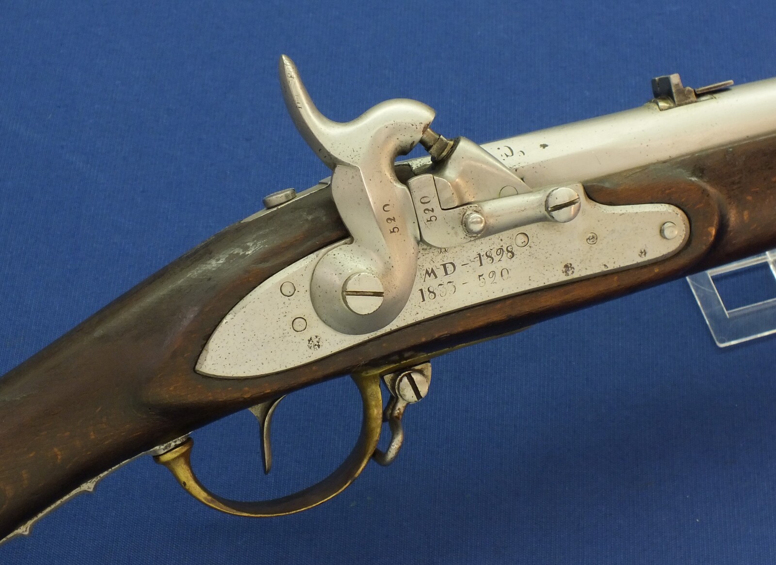 An antique Danish Minié-Rifle Converted from Model 1828 in 1846 to Percussion. Caliber 17,8mm Rifled(minié) 104cm Barrel, length 143cm. In very good condition. Price 1.250 euro.