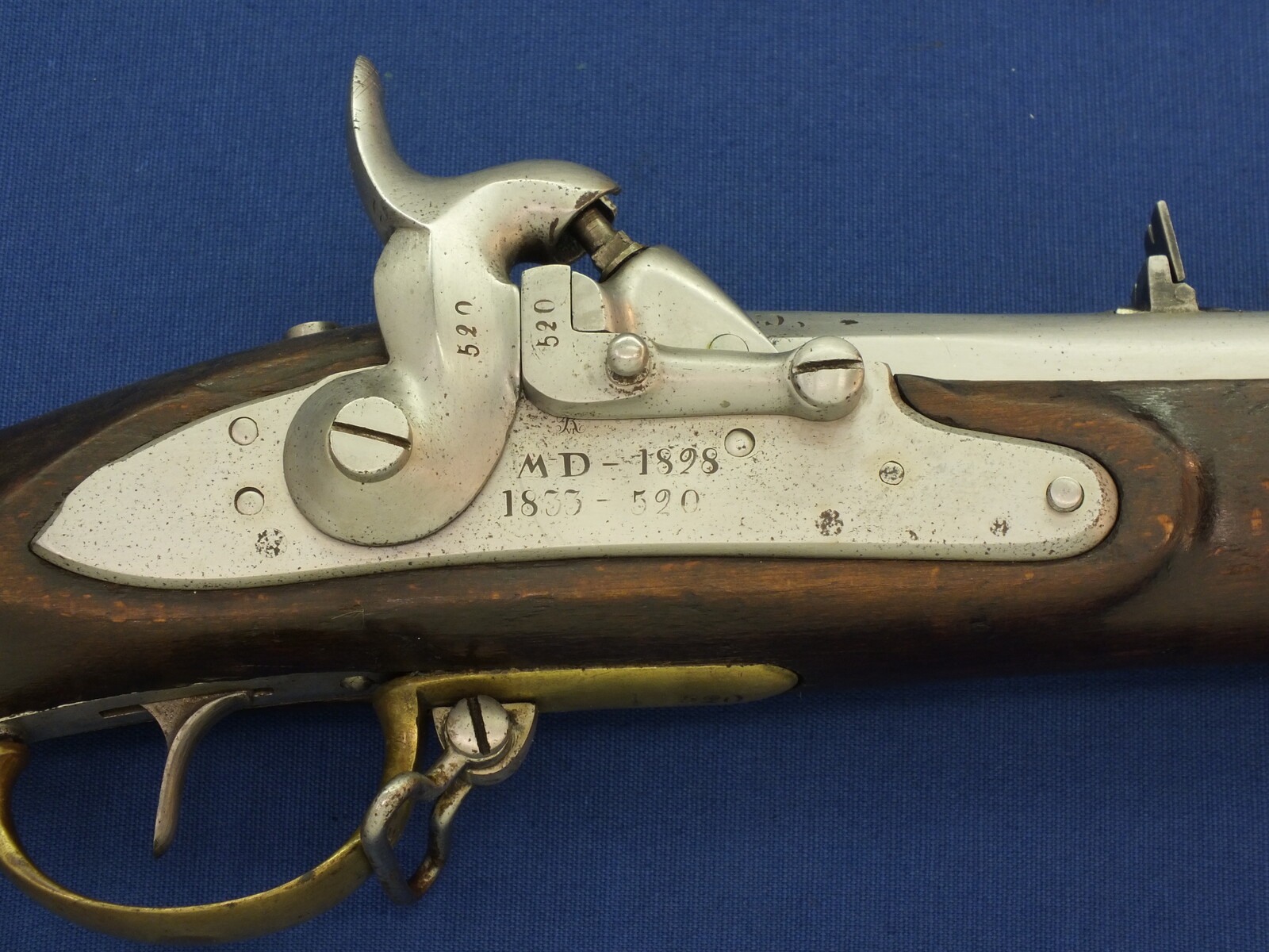 An antique Danish Minié-Rifle Converted from Model 1828 in 1846 to Percussion. Caliber 17,8mm Rifled(minié) 104cm Barrel, length 143cm. In very good condition. Price 1.250 euro.