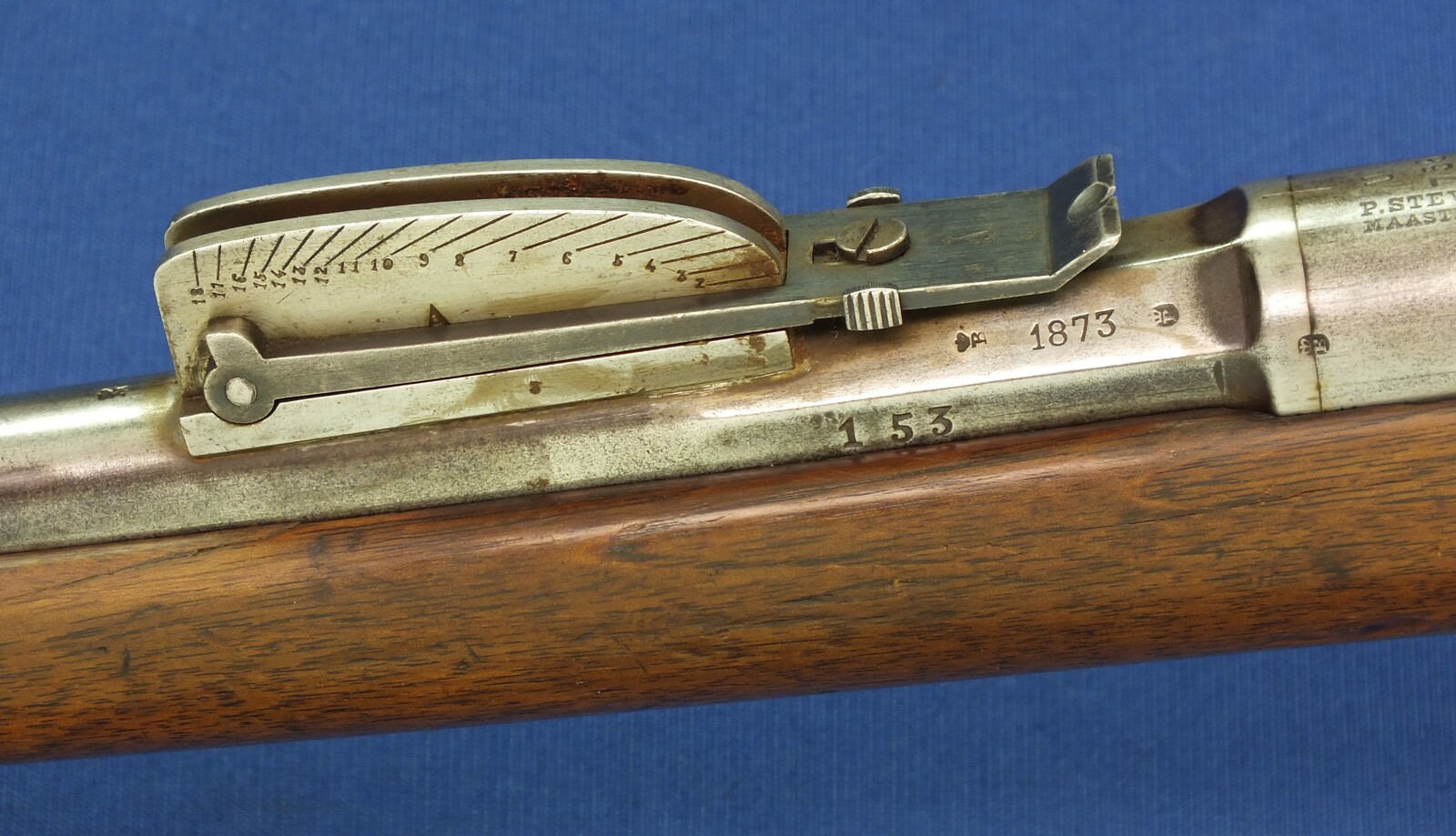 An antique Dutch Beaumont Model 1871-79 infantry Rifle by P.Stevens Maastricht. Caliber 11x50R. Length 133cm. In very good condition. Price 1.850 euro.