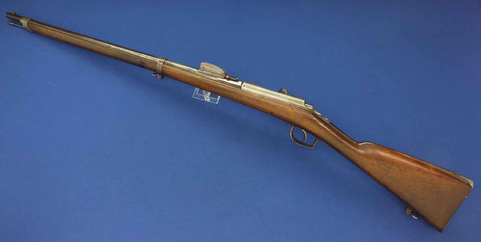 An antique Dutch Beaumont Model 1871-79 infantry Rifle by P.Stevens Maastricht. Caliber 11x50R. Length 133cm. In very good condition. Price 1.850 euro.