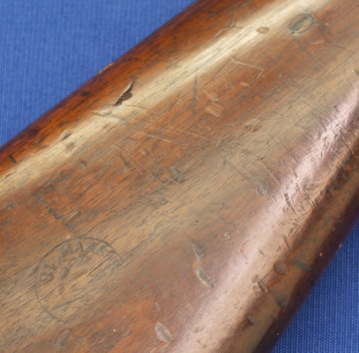 An antique Dutch Beaumont Model 1871-79 infantry Rifle by P.Stevens Maastricht. Caliber 11x50R. Length 133cm. In very good condition. Price 1.850 euro.