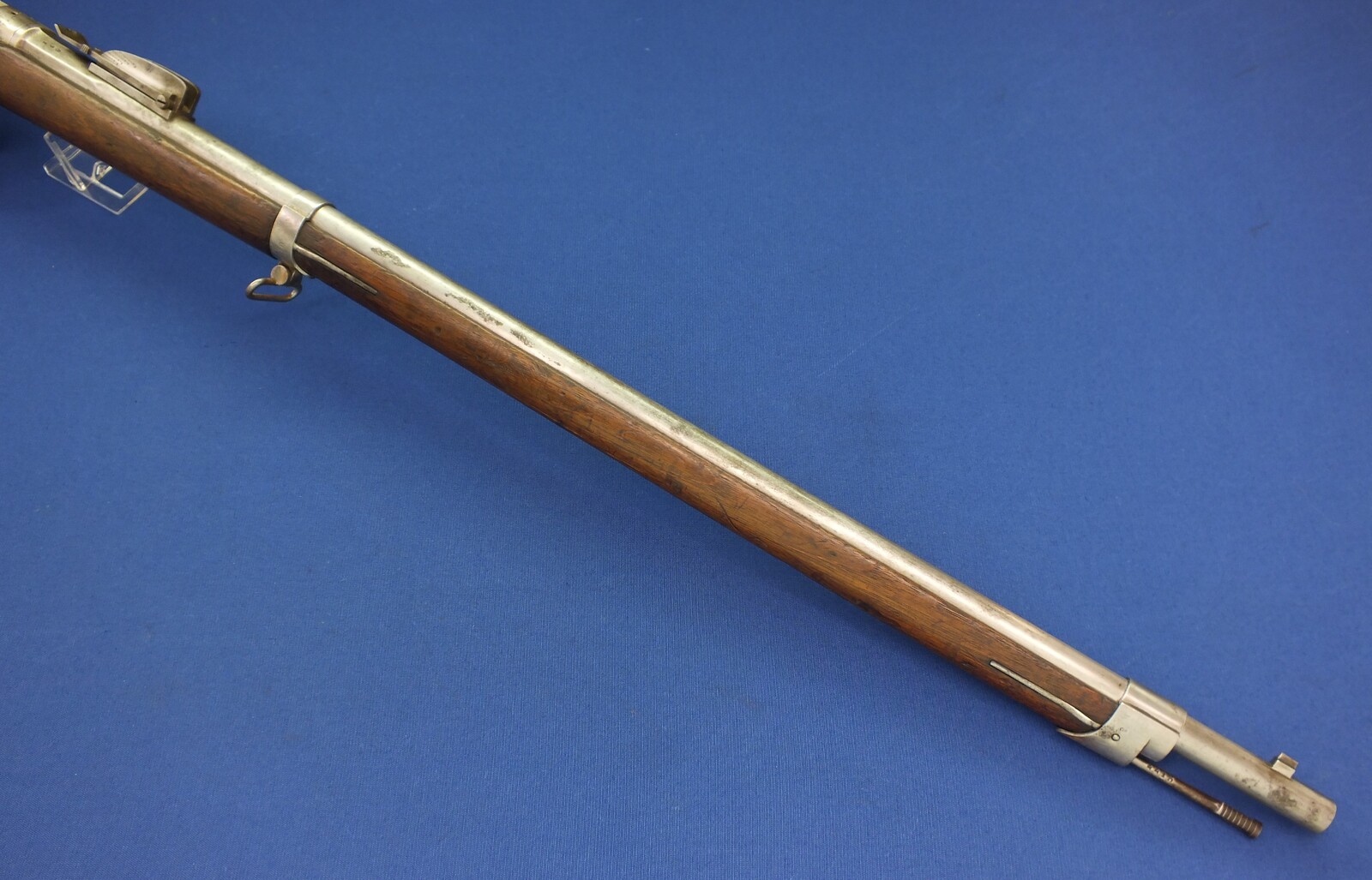 An antique Dutch Beaumont Vitali Model 1871/88 Rifle by P. Stevens Maastricht, caliber 11 mm, length 133 cm, in very good condition. Price 1.450 euro